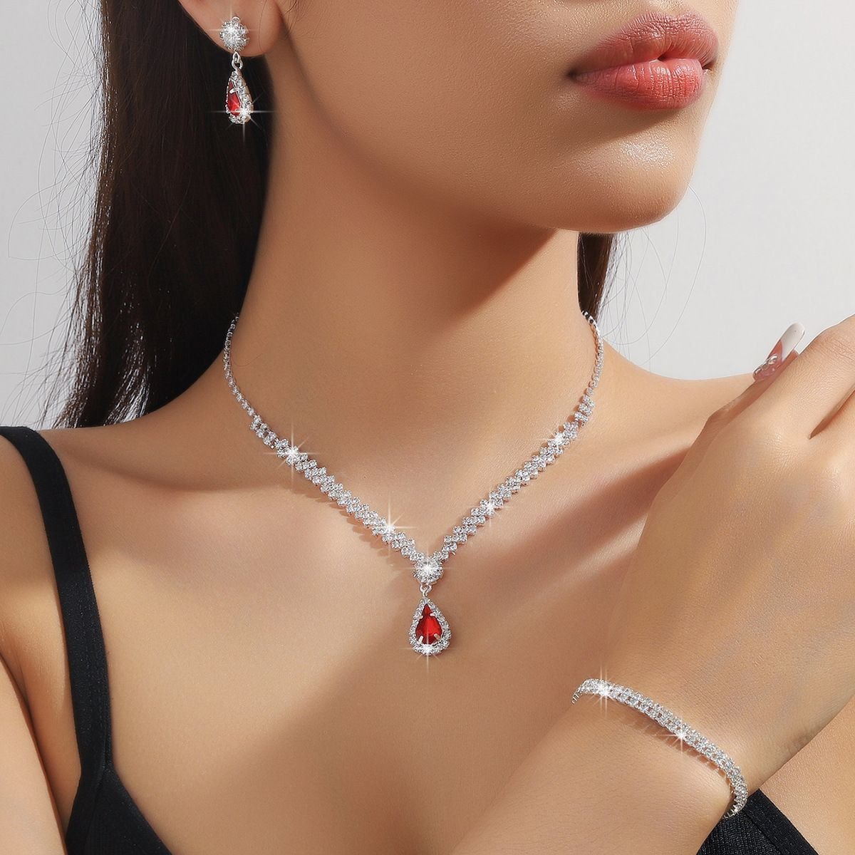 Silver Jewelry Necklace Bracelet Set - Image 3